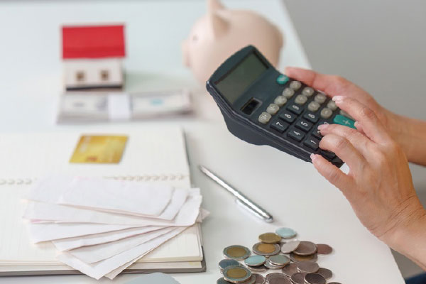Interactive Financial Tools